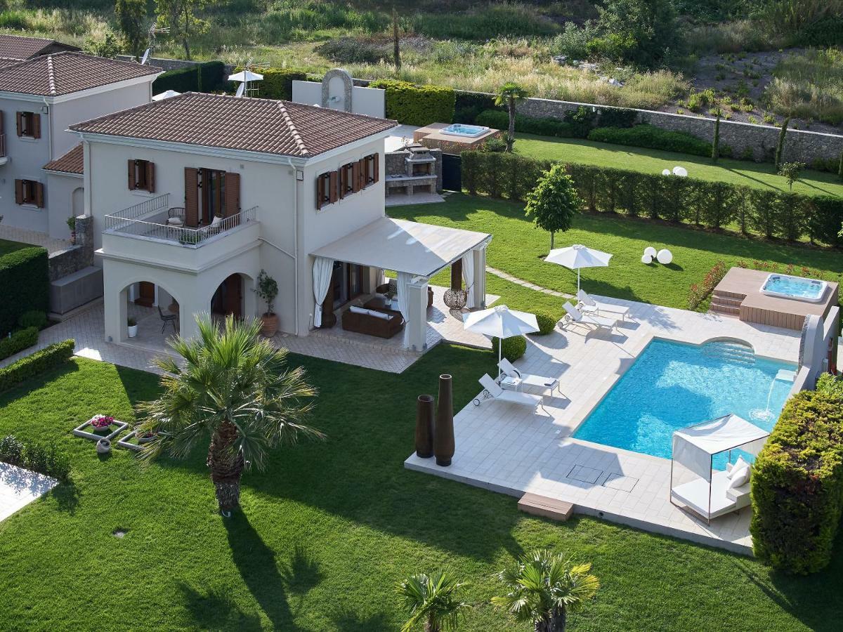 S & O Villas Corfu Дасия Екстериор снимка